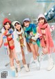 新井遥, 菊地姫奈, 豊田ルナ, 夏目綾, Young Magazine 2021 No.04-05 (ヤングマガジン 2021年04-05号) P8 No.472757